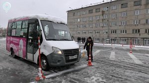 Лучшие водители Новосибирской области демонстрируют мастерство на автодроме