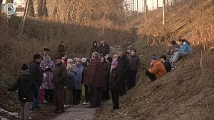 Опасный путь к автобусной остановке в Первомайском районе