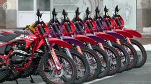 Спецназ получил новые мотоциклы и радиостанции