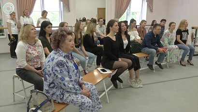 Новосибирские артисты учатся мюзикловому вокалу