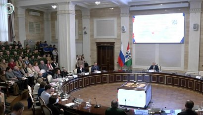 Форум "Патриот" в Новосибирской области обсудил сохранение военной истории России