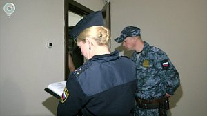 Приставы взыскали более 2 миллиардов рублей алиментов за год
