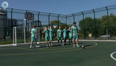 В Новосибирске открыли новую спортплощадку для студентов колледжа