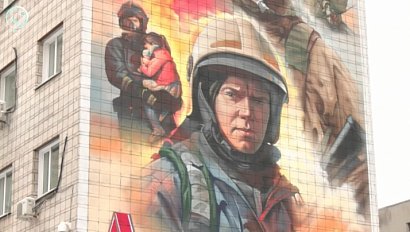 Память героев-огнеборцев увековечили в Новосибирске