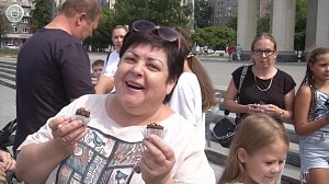 В Новосибирске отметили День торта. Чем угощали гостей?