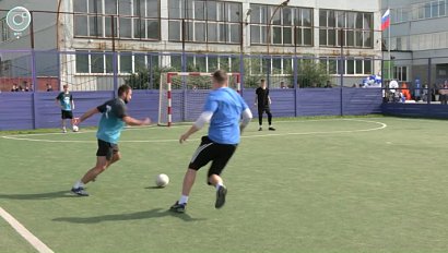 Футбольный турнир объединил молодёжь в Новосибирске