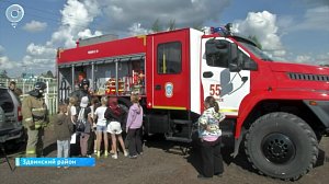 Дети примерили роль пожарных на дне открытых дверей в Здвинске