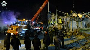 Здание торгового центра обрушилось в Новосибирске