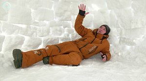 Город из снега и льда построили за один день на Обском море