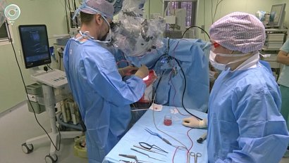 Пробуждение на операционном столе: новосибирские медики провели уникальную операцию на головном мозге человека