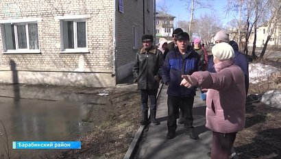Подвалы многоквартирных домов затопило в Барабинске