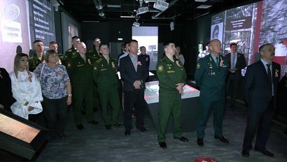 Выставка в Новосибирске раскрывает финал Второй мировой