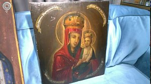 Новосибирские волонтёры восстанавливают иконы