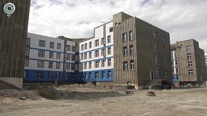 Современную поликлинику с новейшим оборудованием строят в Кировском районе Новосибирска