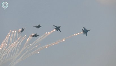 Юбилейный авиафестиваль "ВИВА АВИА!" удивил зрителей в Новосибирской области