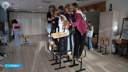 Организаторы фестиваля "Игротека" в Бердске показали молодёжи развлечения без гаджетов