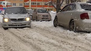 После снежных выходных Новосибирск вновь стоит в пробках. Кто поможет городу?