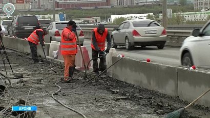 Движение по всем полосам на Октябрьском и Димитровском мостах планируют открыть до конца года