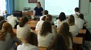 В Новосибирске школьникам рассказали, как защититься от ВИЧ