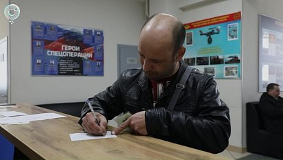Количество желающих заключить контракт с Минобороны в Новосибирской области стабильно высокое