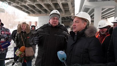 Городские власти оценили ремонт моста через реку Иню на Бердском шоссе