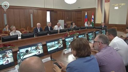 Новосибирская область договорилась о тотальном сотрудничестве с ДНР