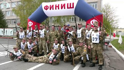 Курсанты Новосибирского военного института Росгвардии проходят выпускные экзамены