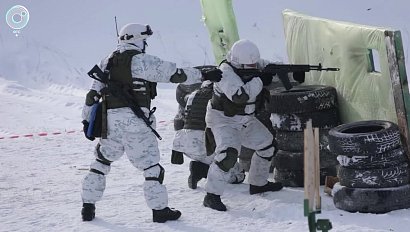 Военнослужащие ЦВО готовятся к новому конкурсу АрМИ-2021 "Тактический стрелок"
