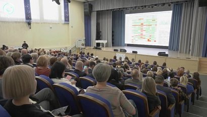 Профилактику кризисных ситуаций в образовании обсуждают на форуме в Новосибирске