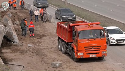 В Новосибирске обрушилась дамба