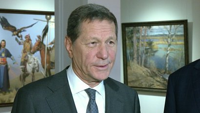 Александр Жуков посетил выставку "Сны Сибири" в Новосибирске