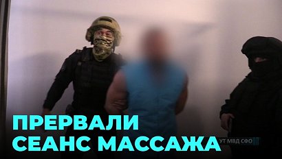 Надо подкачаться: «качки» продавали анаболики своим знакомым и клиентам