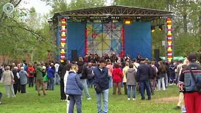 Пашино празднует 85-летие с размахом