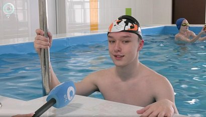 В Новосибирске после реконструкции открылся школьный бассейн