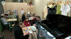 Котокафе в Новосибирске помогает людям с деменцией почувствовать себя лучше
