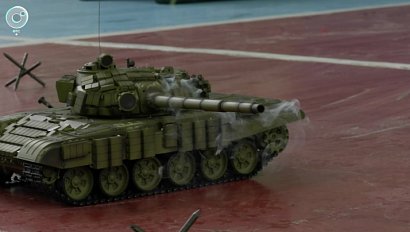 Танковый биатлон в миниатюре: кадеты демонстрируют мастерство