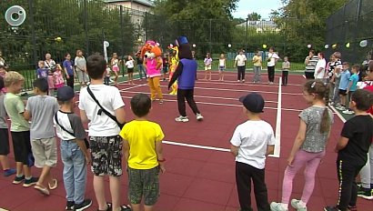 Новую спортивную площадку открыли в Ленинском районе Новосибирска