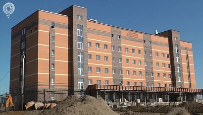 Депутаты продолжают контролировать строительство соцобъектов в Новосибирске