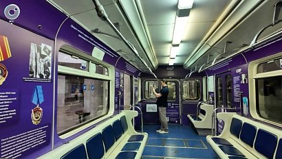 В Новосибирске начал курсировать "Научный экспресс"