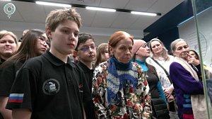 В Новосибирске открыли выставку редких монет в честь 65-летия полёта человека в космос