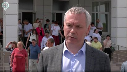 Андрей Травников обсудил развитие инфраструктуры в Чистоозёрном районе