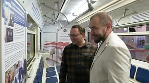 В метро Новосибирска появился вагон, посвящённый НИИТО