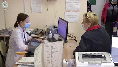 В Новосибирске оценили работу системы здравоохранения в условиях пандемии