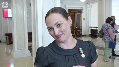 В Новосибирске наградили многодетных матерей