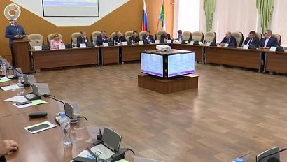 Депутаты Заксобрания обсудили перспективы развития сельских территорий. О чём договорились?