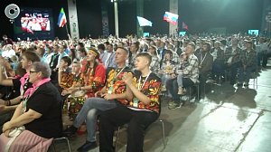 В Новосибирске завершается окружной полуфинал конкурса "Это у нас семейное"