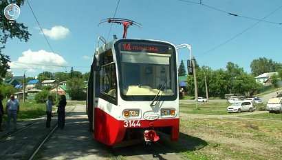С кондиционером и без кондуктора. По какому маршруту в Новосибирске будут ходить московские трамваи?